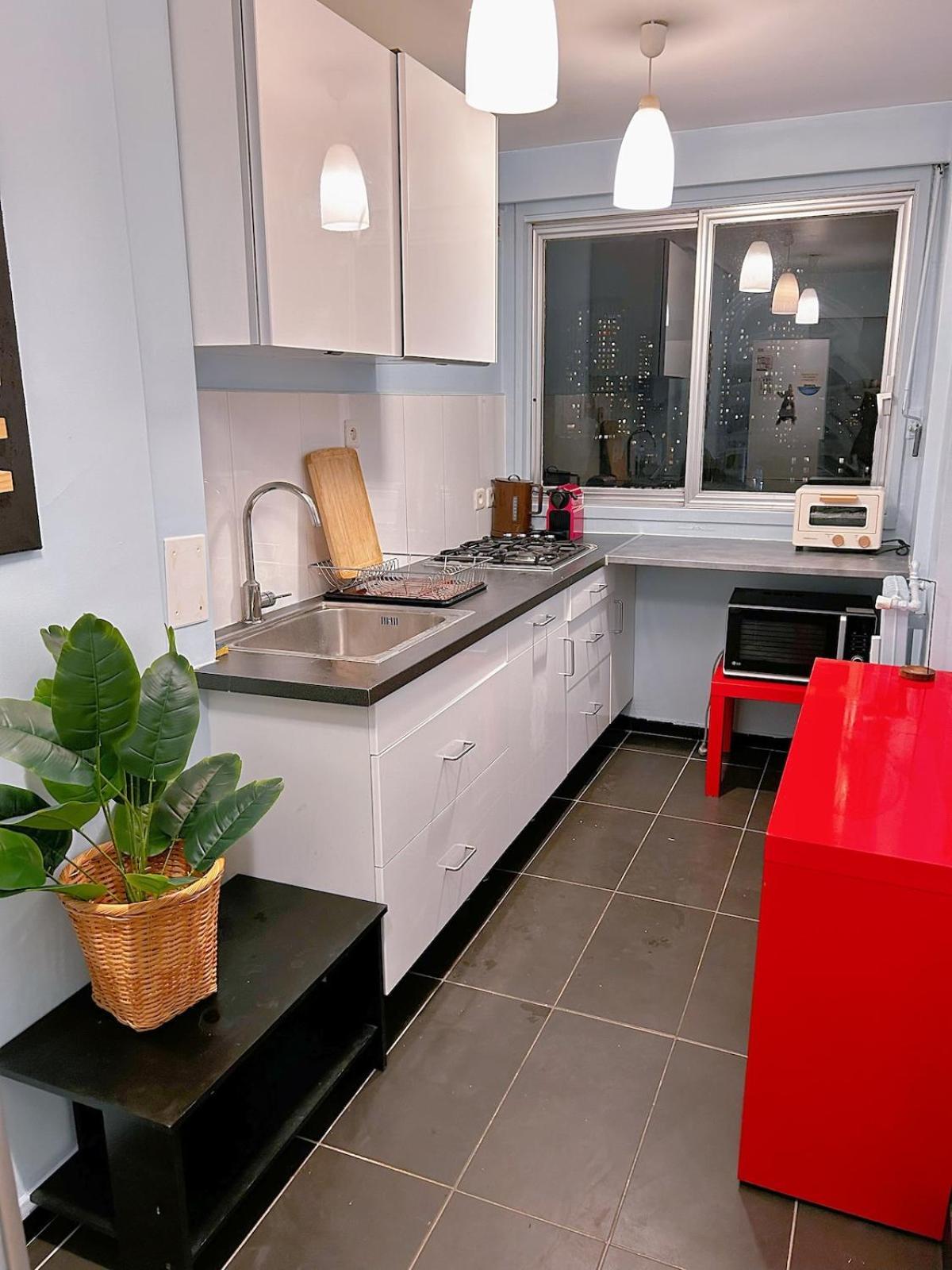 Large Charming In * Parigi